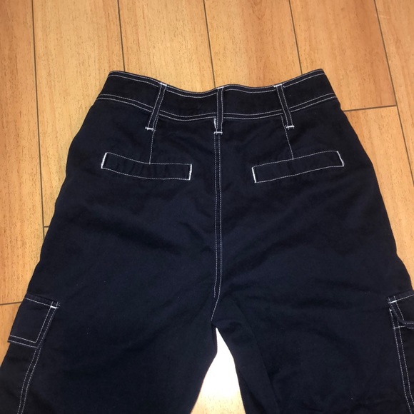 Trendy Wide Leg Jeans - Picture 4 of 5